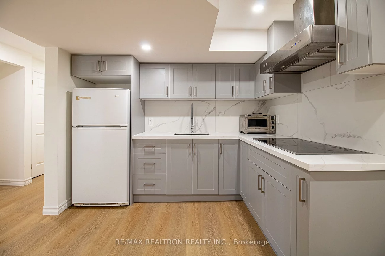 96, Southdale, Bullock, Markham