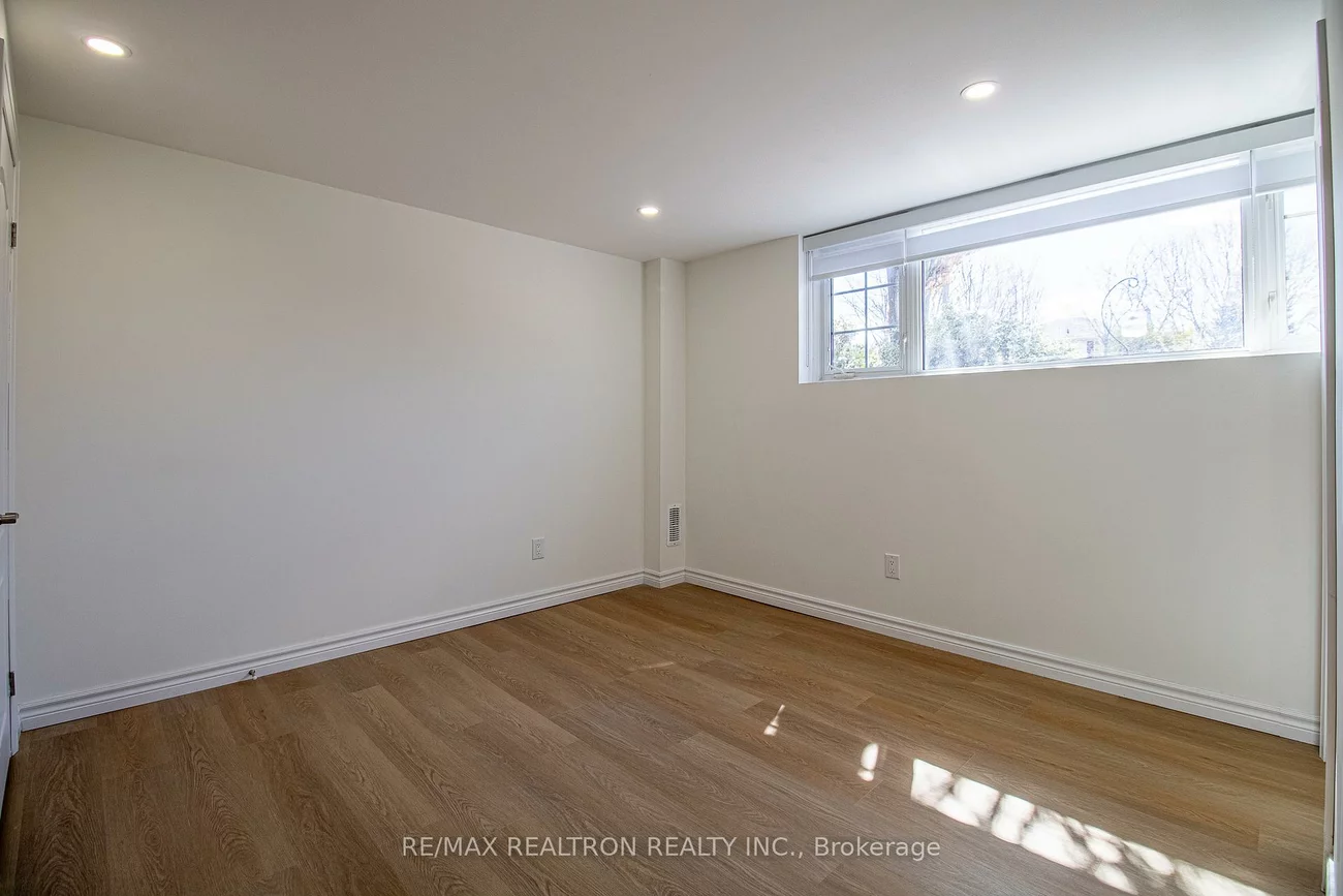 96, Southdale, Bullock, Markham