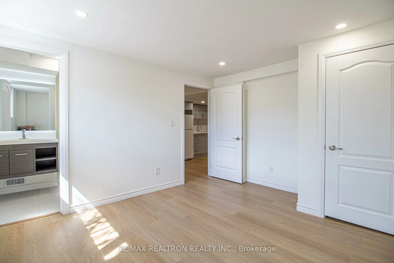 96, Southdale, Bullock, Markham