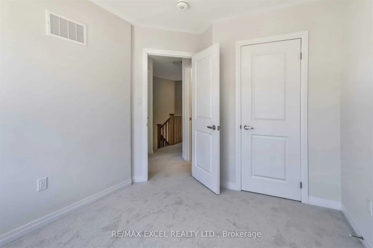 40, Sissons, Cedar Grove, Markham