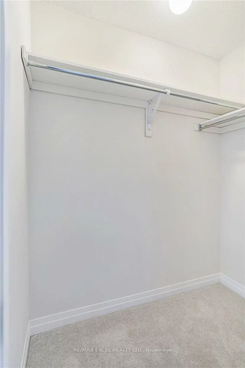 40, Sissons, Cedar Grove, Markham