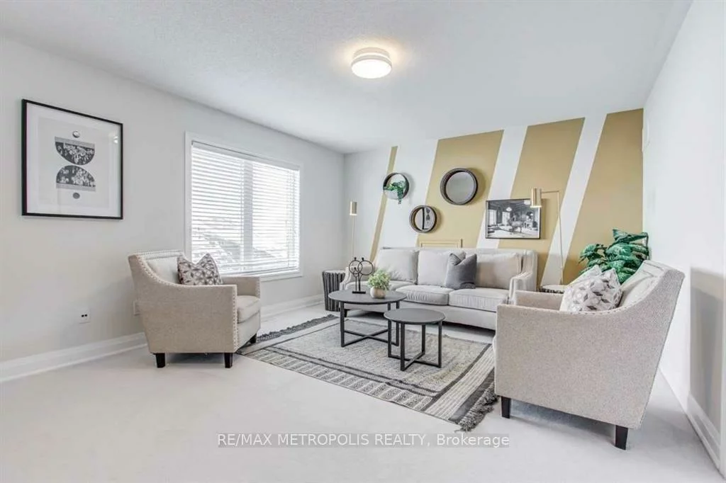 21, Corduroy, Victoria Manor-Jennings Gate, Markham