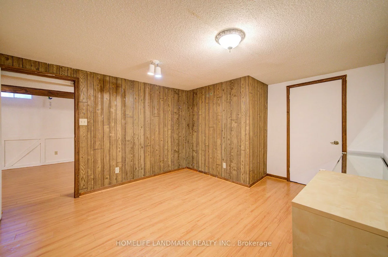 129, Fincham, Markham Village, Markham