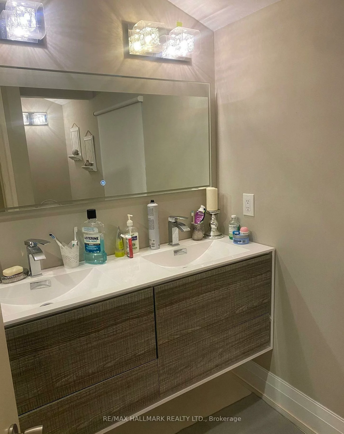 8, Kings College, Aileen-Willowbrook, Markham