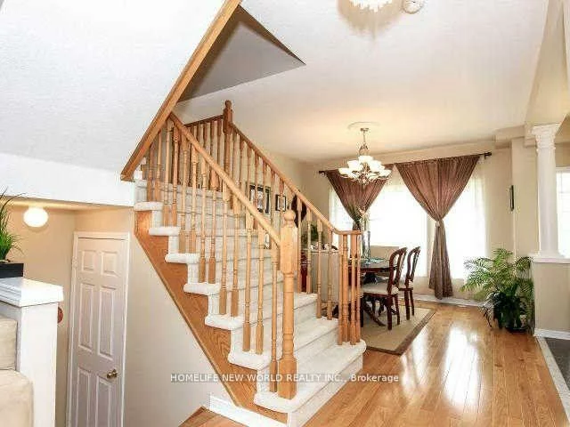 732, Bur Oak, Wismer, Markham