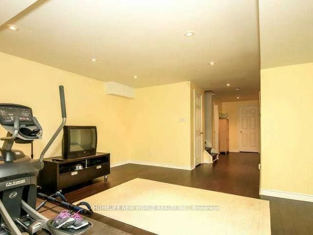 732, Bur Oak, Wismer, Markham