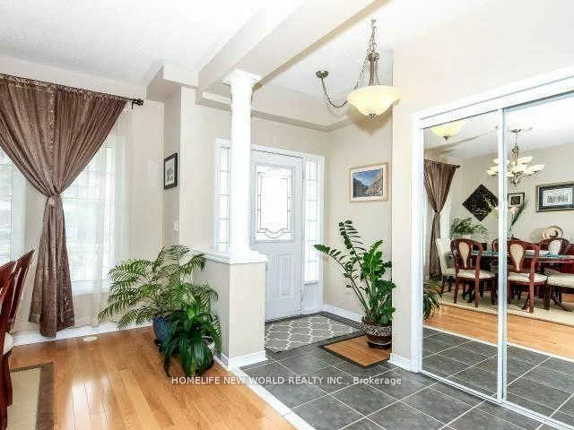 732, Bur Oak, Wismer, Markham