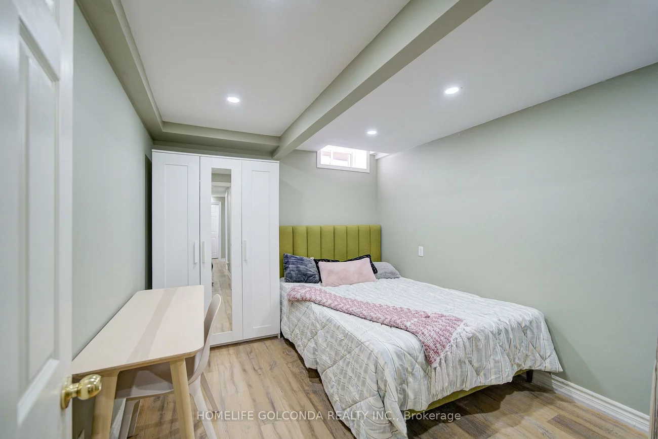 263, Milliken Meadows, Milliken Mills West, Markham