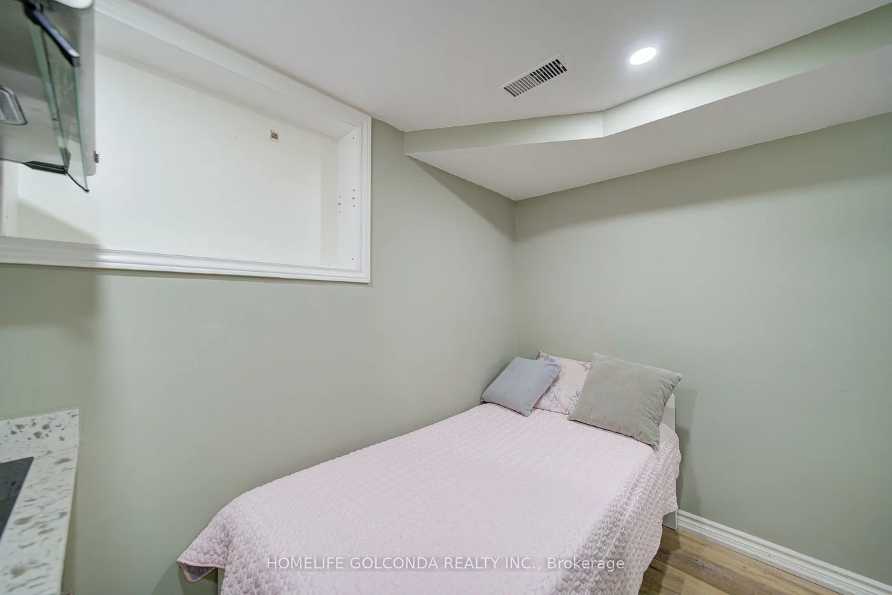 263, Milliken Meadows, Milliken Mills West, Markham