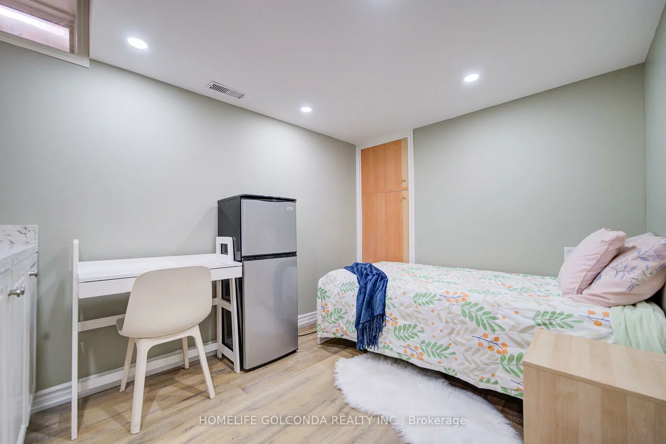 263, Milliken Meadows, Milliken Mills West, Markham