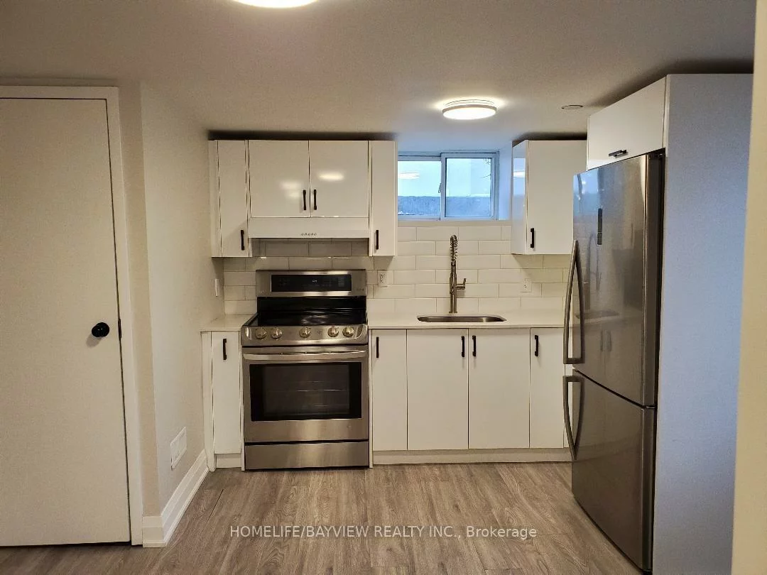 100, Steeles, Grandview, Markham