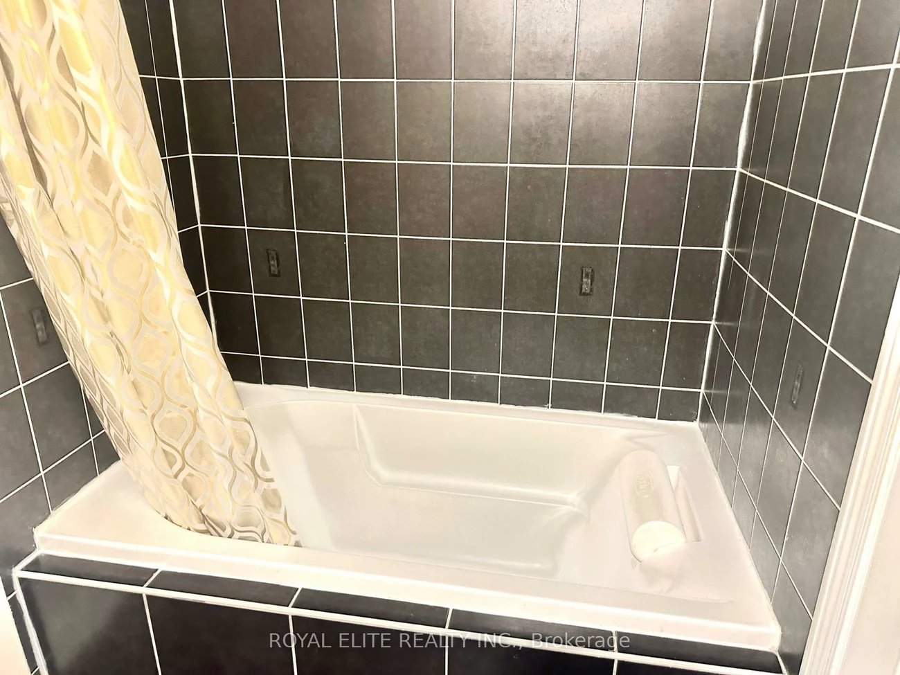 51, Locust, Wismer, Markham