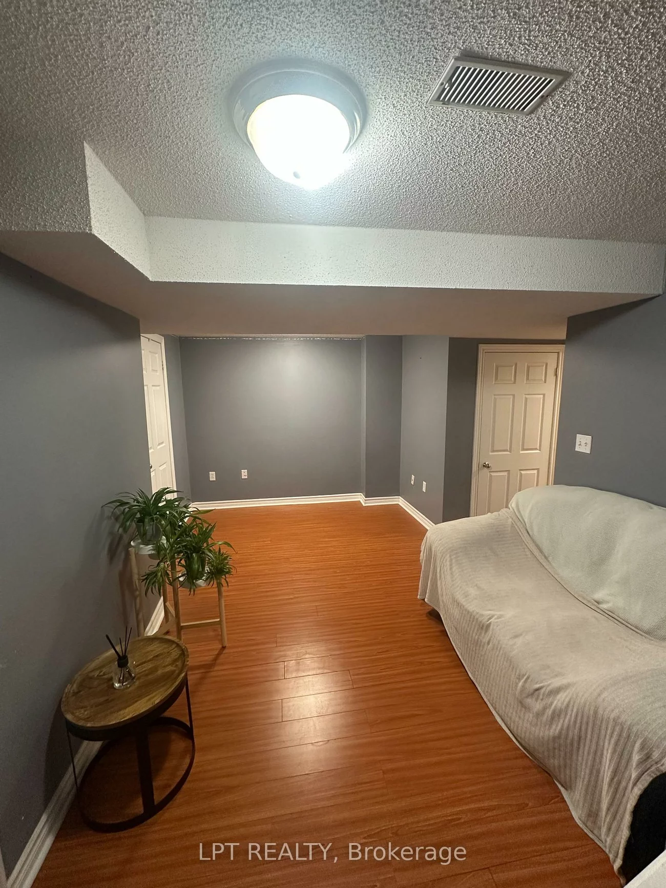 33, Kenborough, Milliken Mills East, Markham