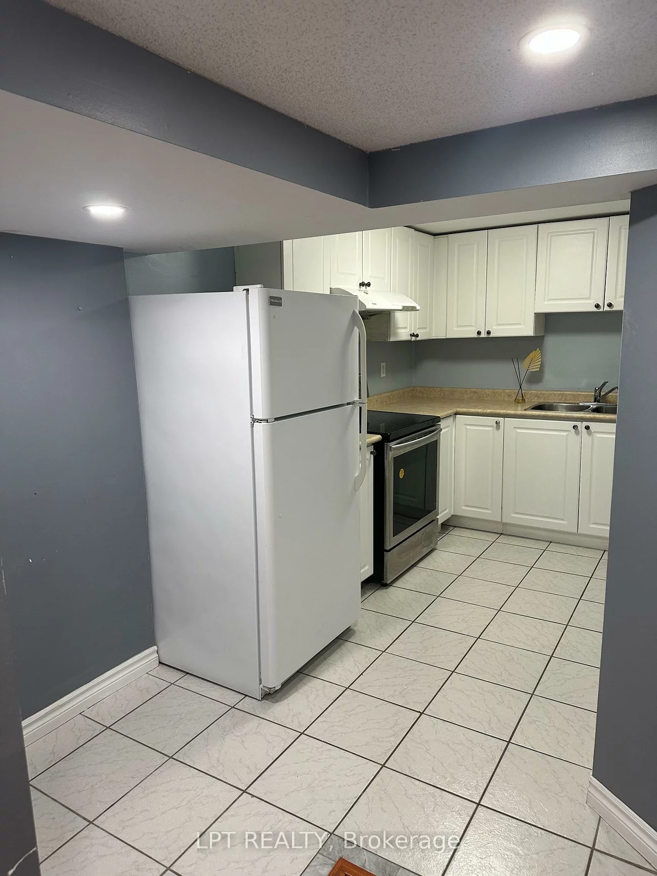 33, Kenborough, Milliken Mills East, Markham