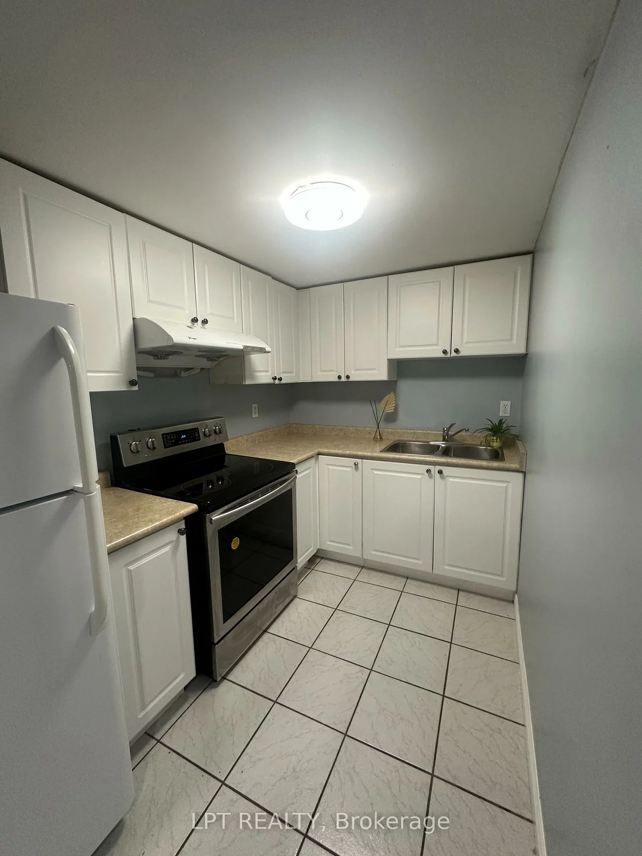 33, Kenborough, Milliken Mills East, Markham