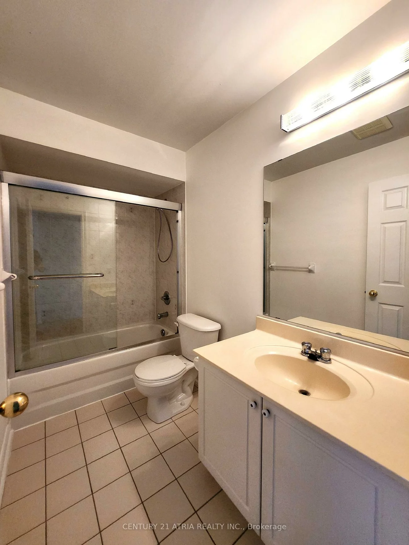 158, Galleria, Commerce Valley, Markham