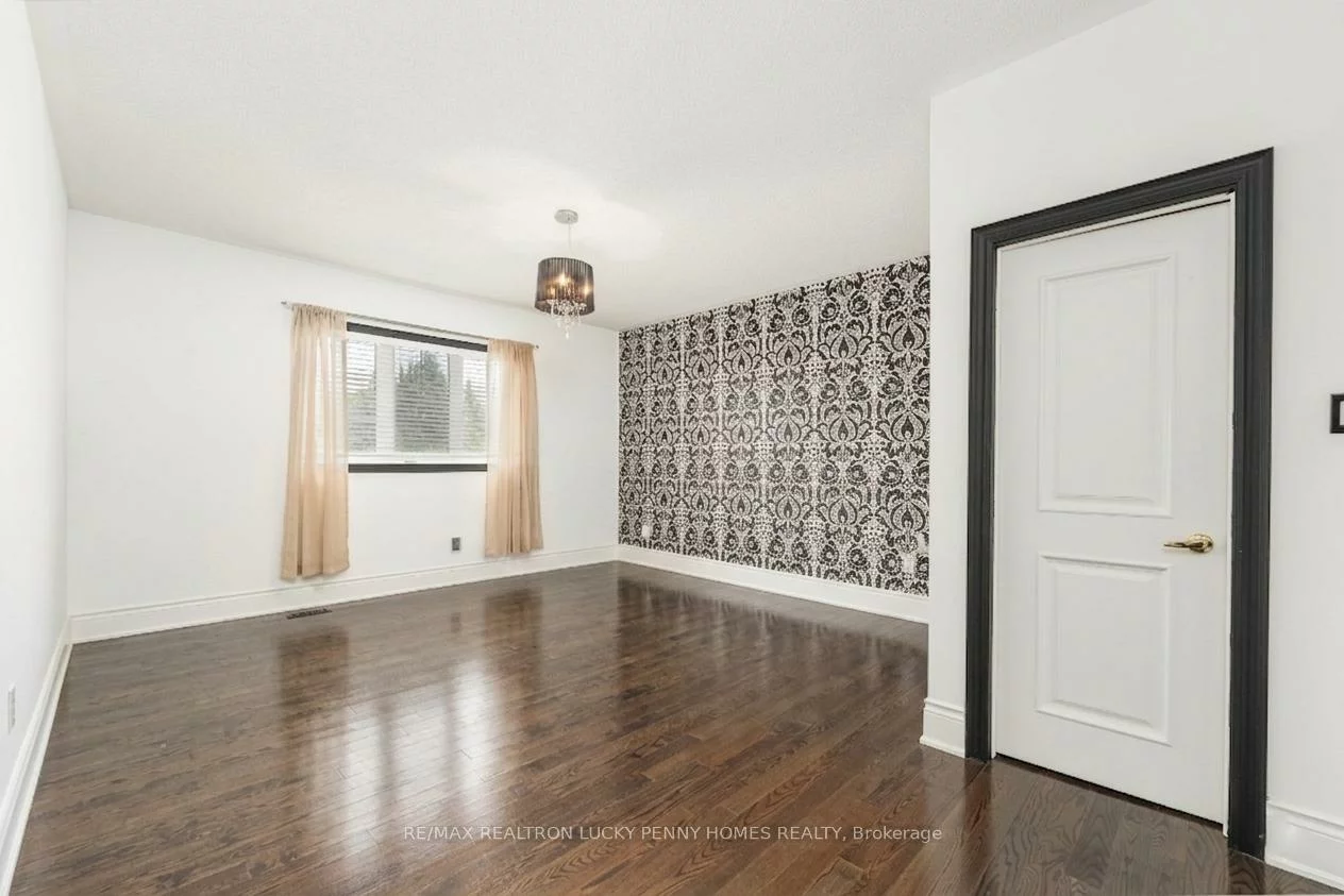 8, Heritage Woods, Devil's Elbow, Markham