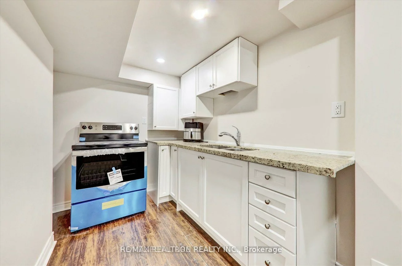 Basement -65, Kincaid, Middlefield, Markham