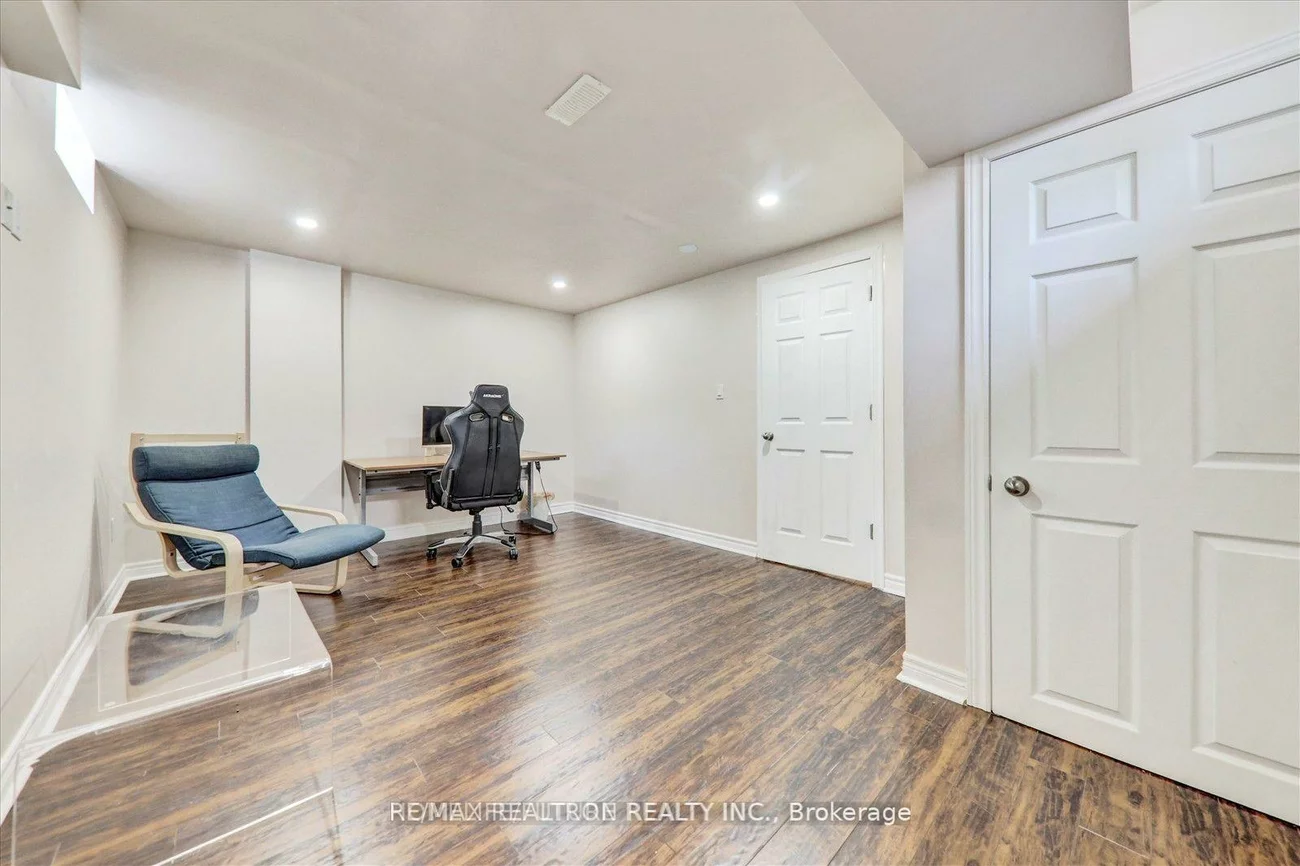 Basement -65, Kincaid, Middlefield, Markham