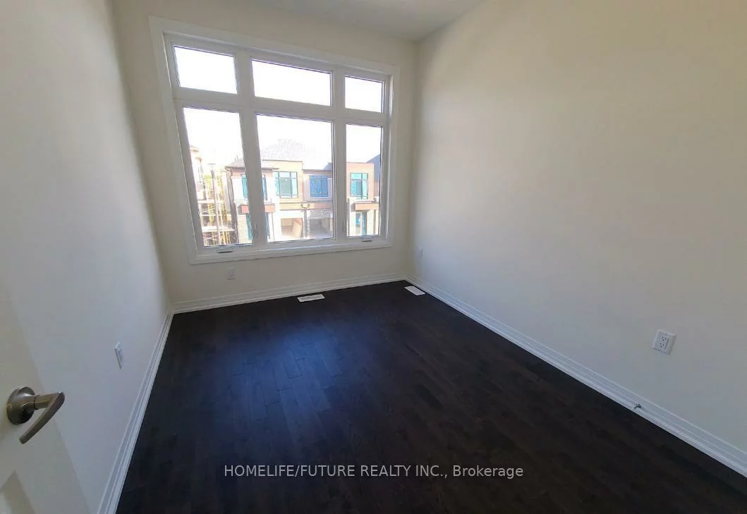 12, Reign, Cedarwood, Markham