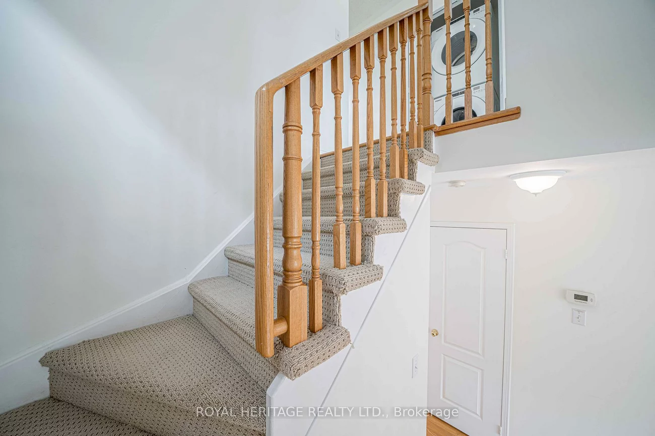 344, Castlemore, Berczy, Markham
