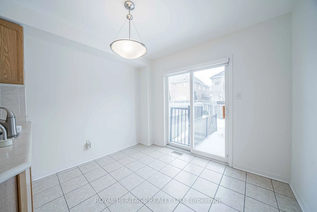 344, Castlemore, Berczy, Markham
