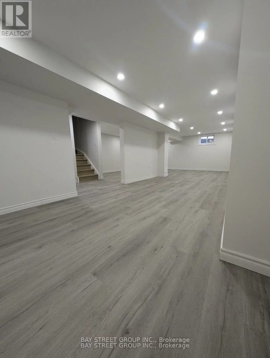 44, Lilac, Aileen-Willowbrook, Markham