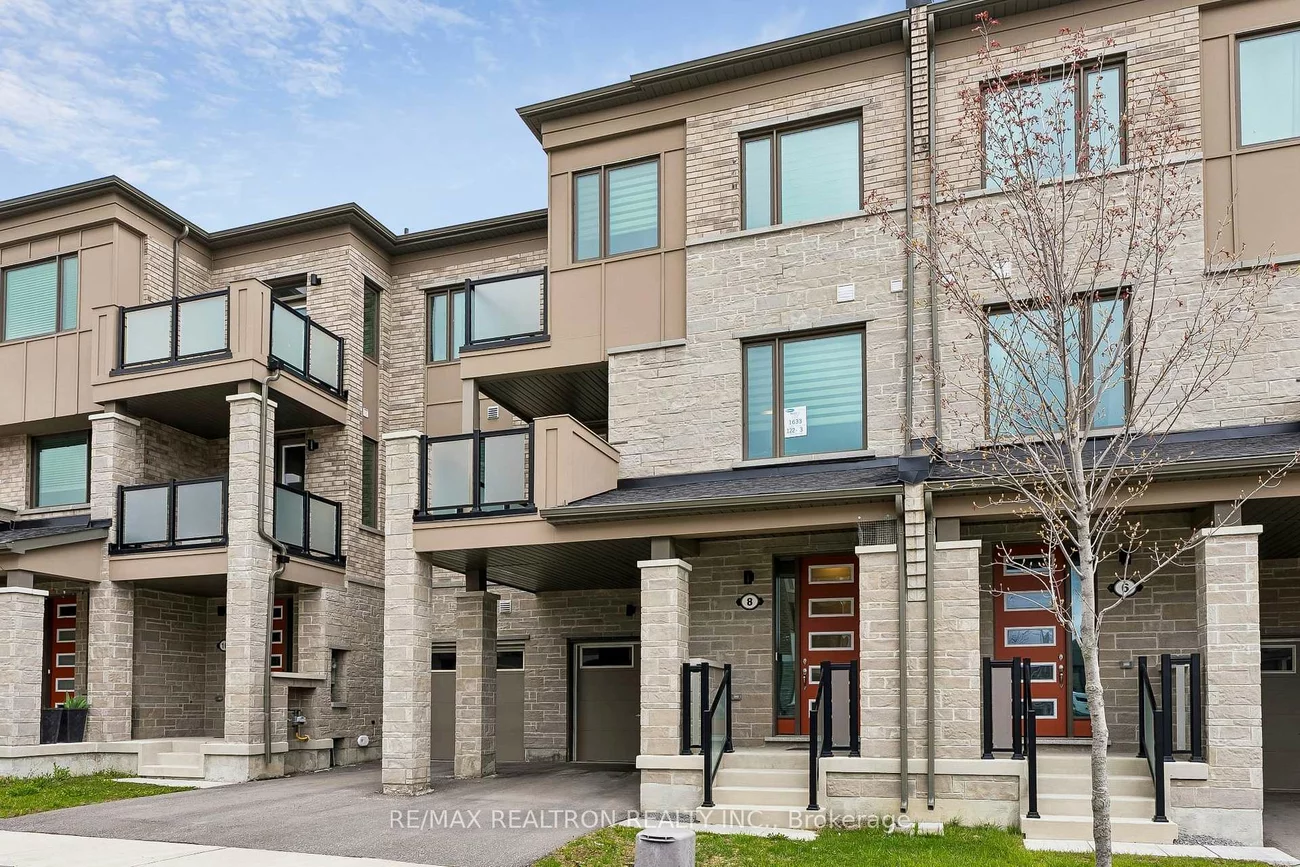 8, Thomas Frisby Jr, Victoria Square, Markham