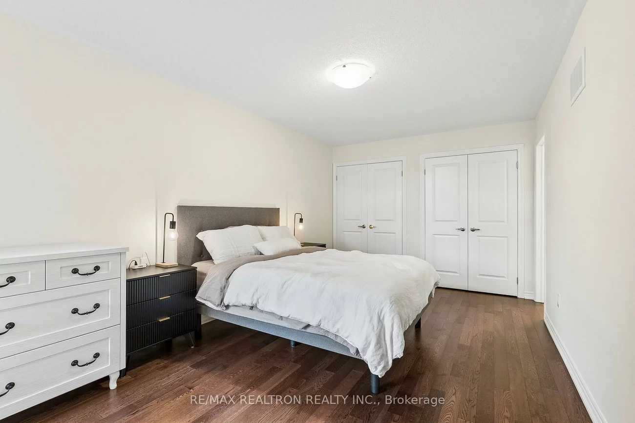 8, Thomas Frisby Jr, Victoria Square, Markham
