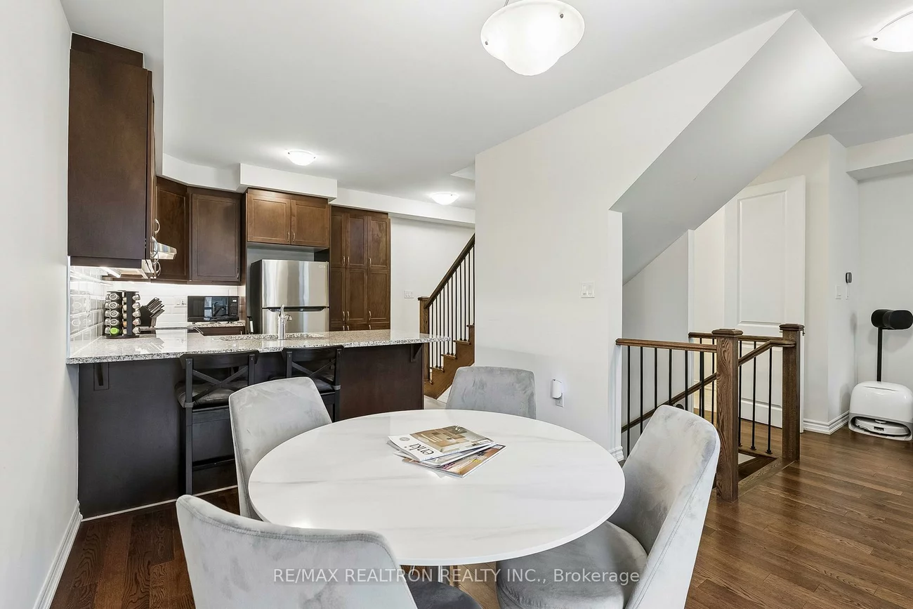 8, Thomas Frisby Jr, Victoria Square, Markham