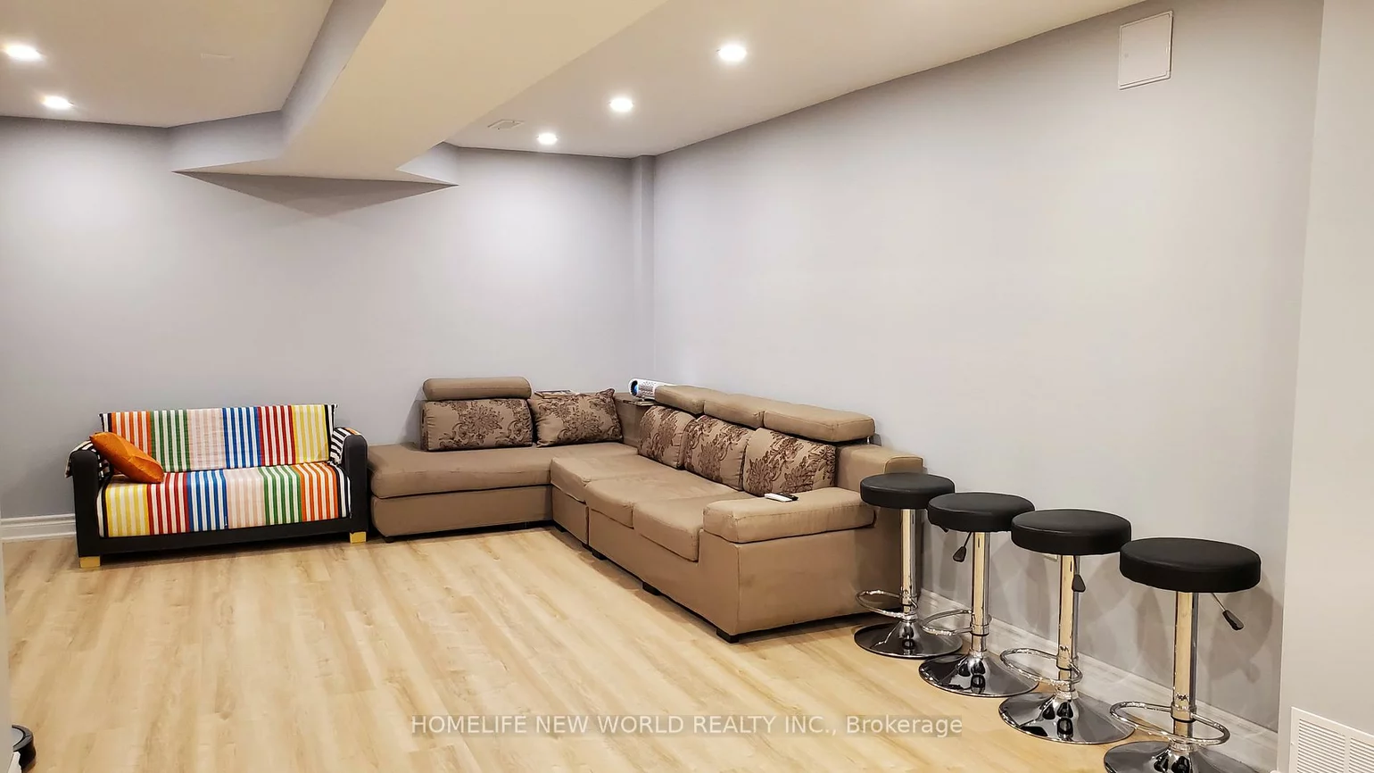 144, Smoothwater, Cedar Grove, Markham