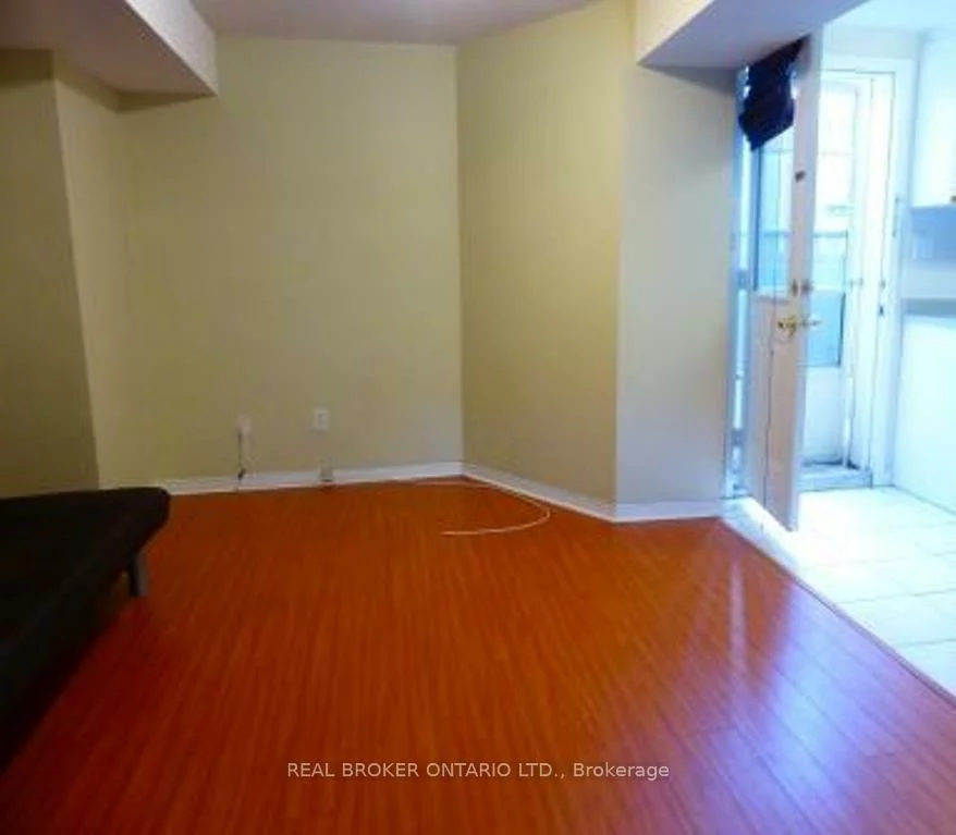 27, Alicewood, Middlefield, Markham