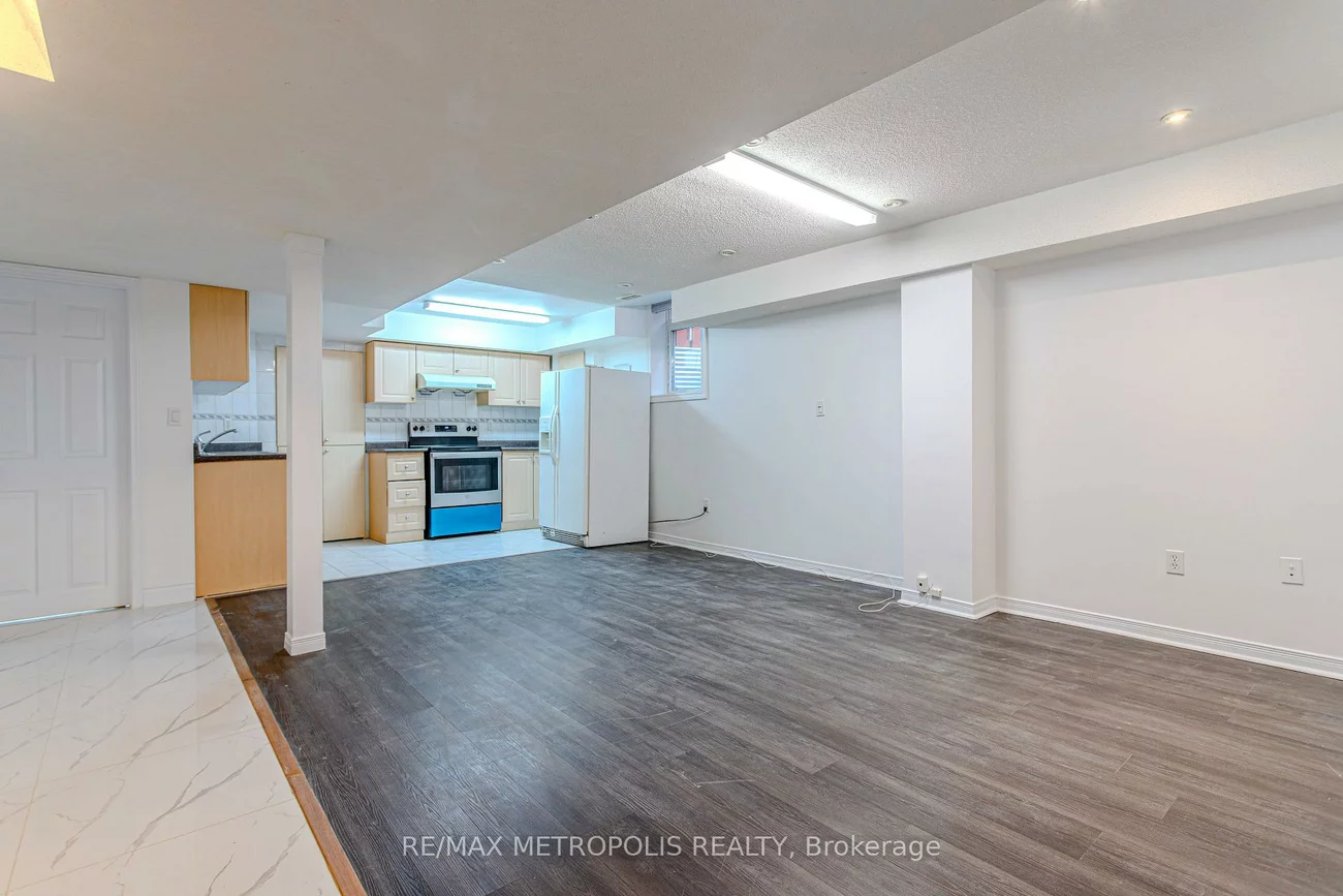 30, Summerlea, Middlefield, Markham