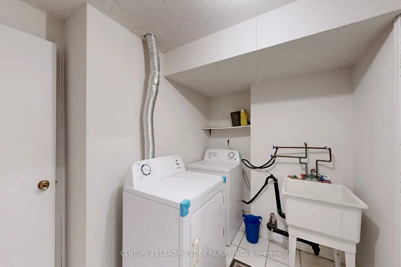 107, Joycedale, Middlefield, Markham