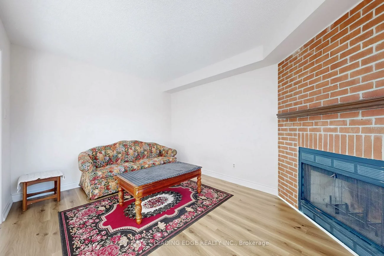 107, Joycedale, Middlefield, Markham