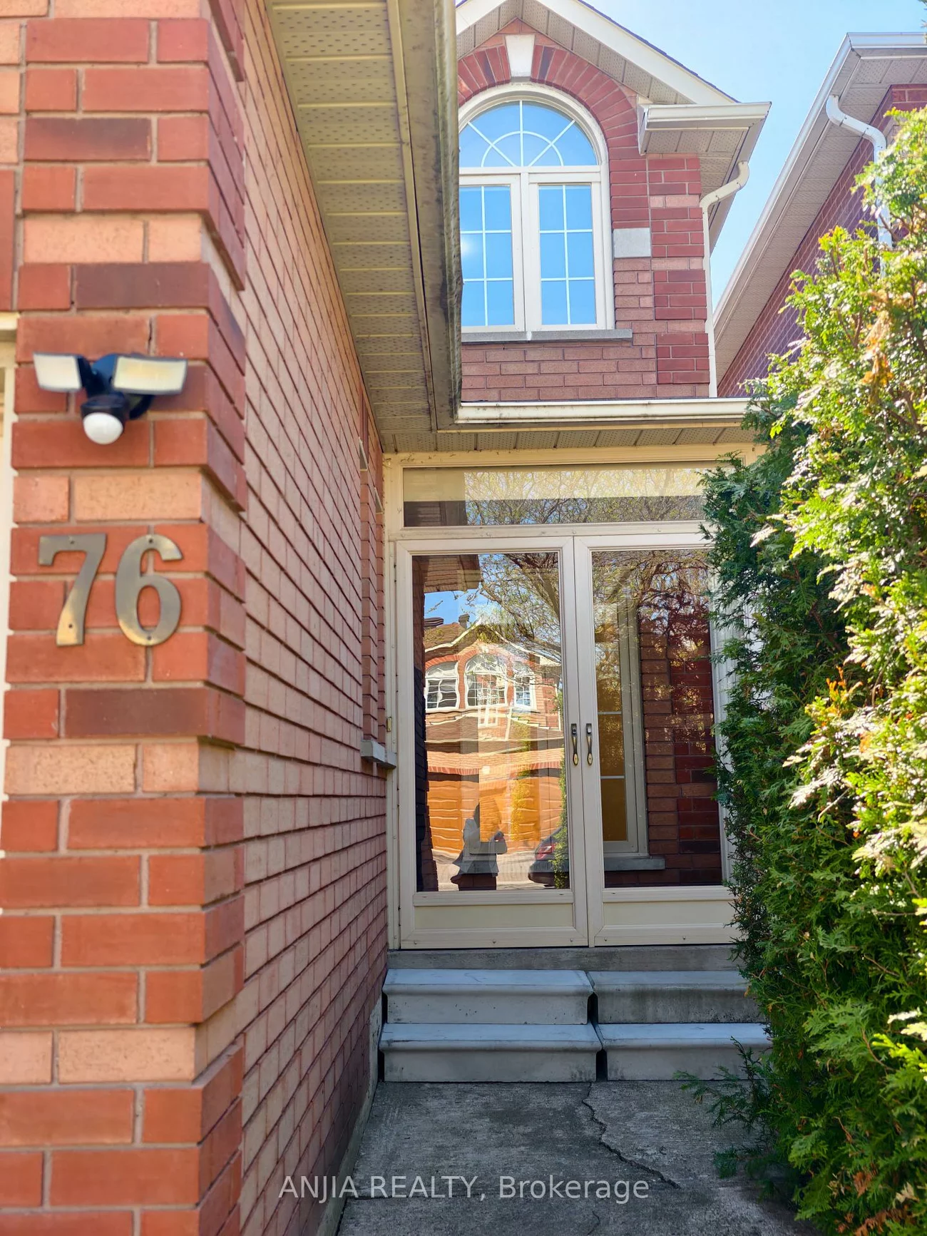 76, Fresno, Milliken Mills East, Markham