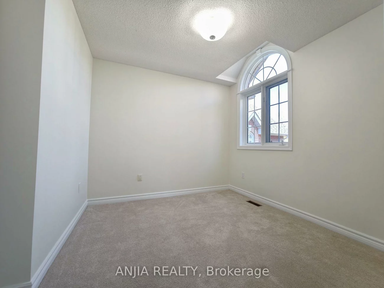76, Fresno, Milliken Mills East, Markham