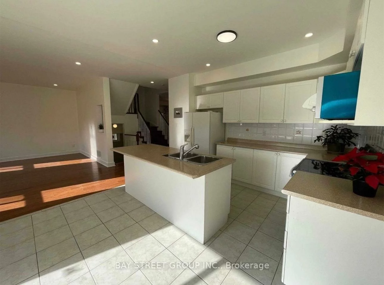 7, Raymond Bartlett Ave, Village Green-South Unionville, Markham