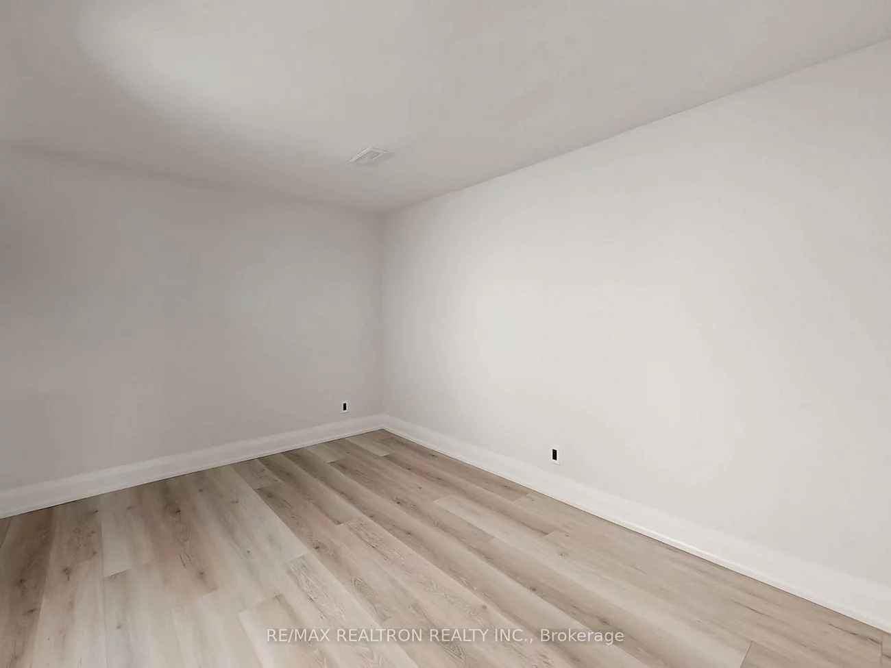 28, Blue Spruce, Royal Orchard, Markham