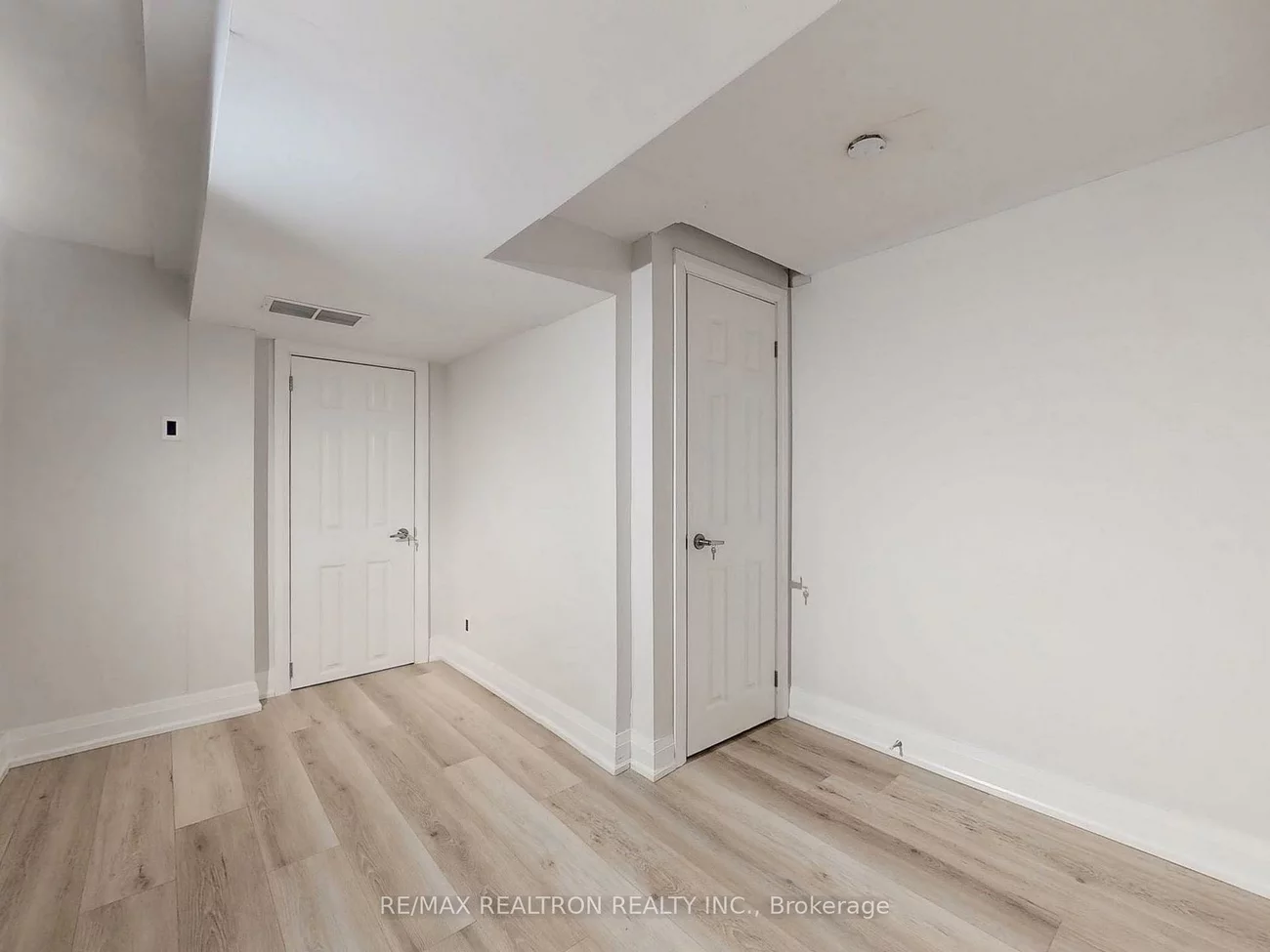 28, Blue Spruce, Royal Orchard, Markham