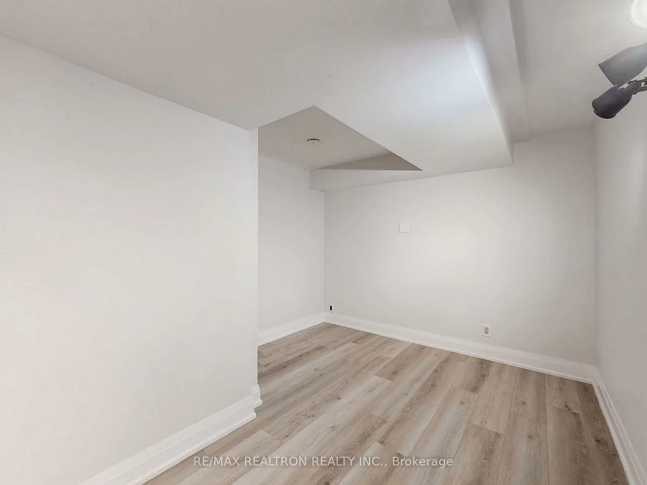 28, Blue Spruce, Royal Orchard, Markham