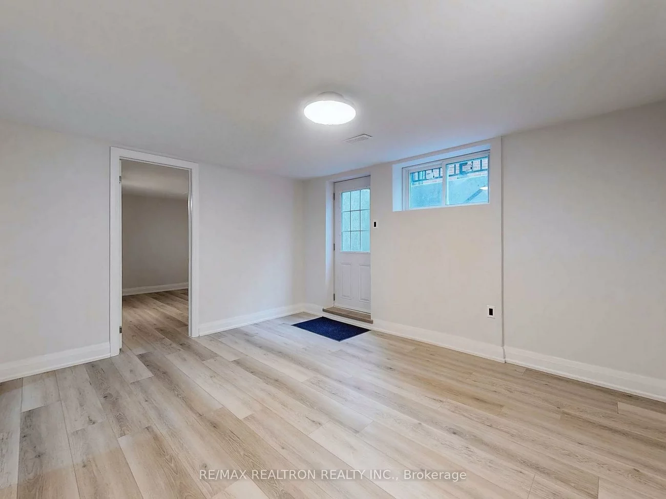 28, Blue Spruce, Royal Orchard, Markham