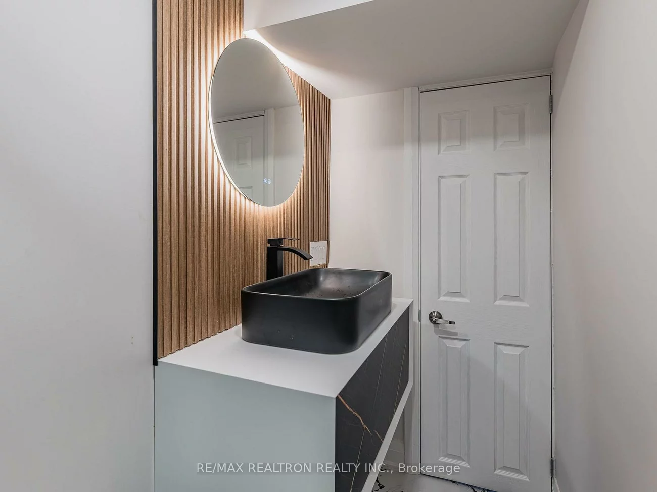 28, Blue Spruce, Royal Orchard, Markham