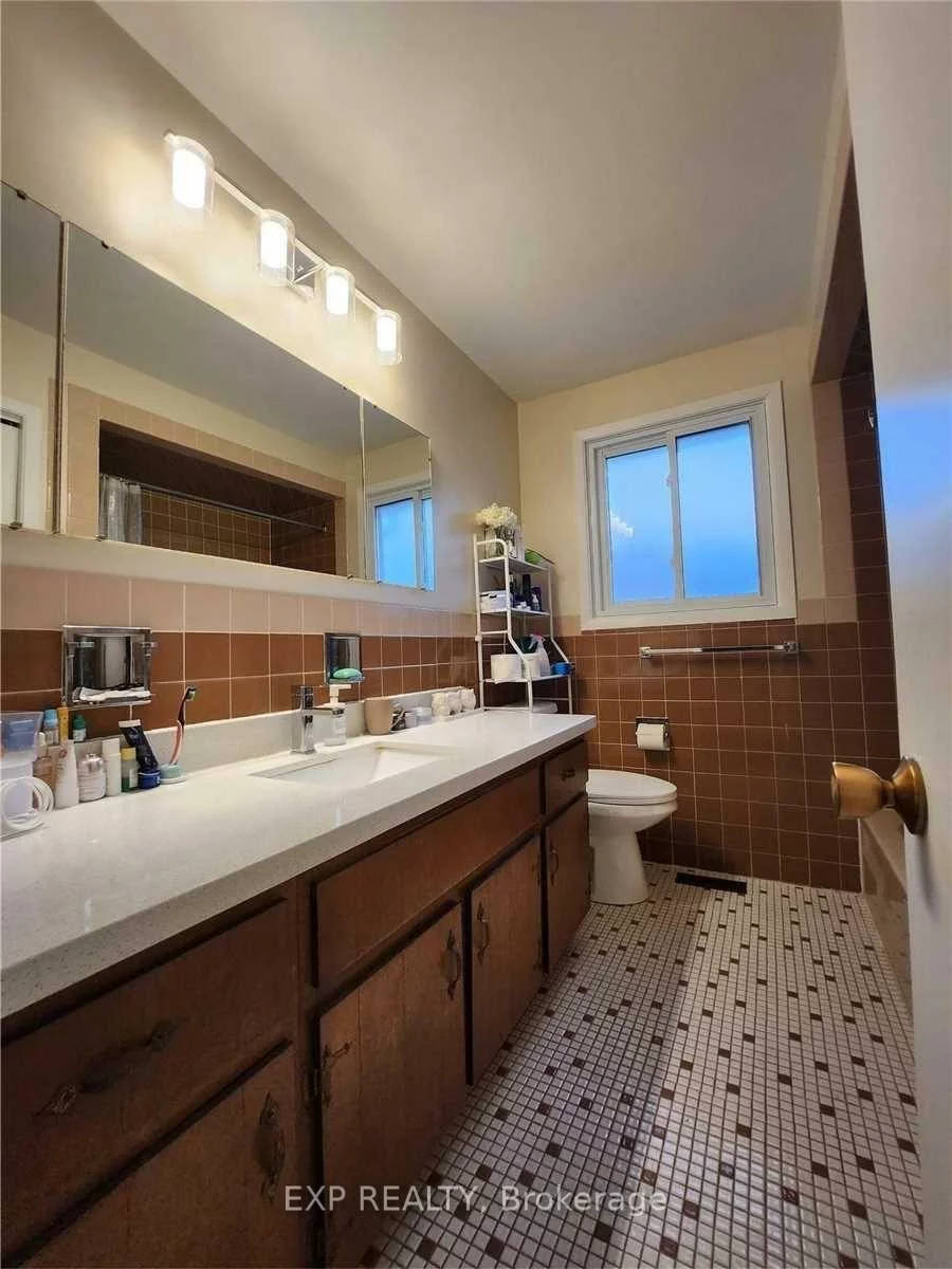 23, Markhaven, Unionville, Markham