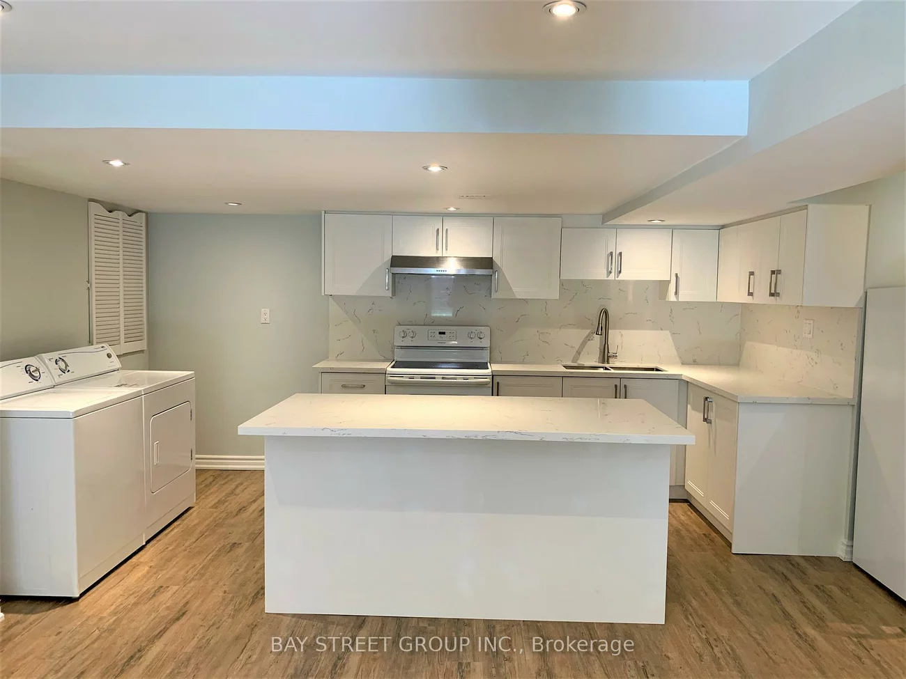 64, Mary Elizabeth, Buttonville, Markham