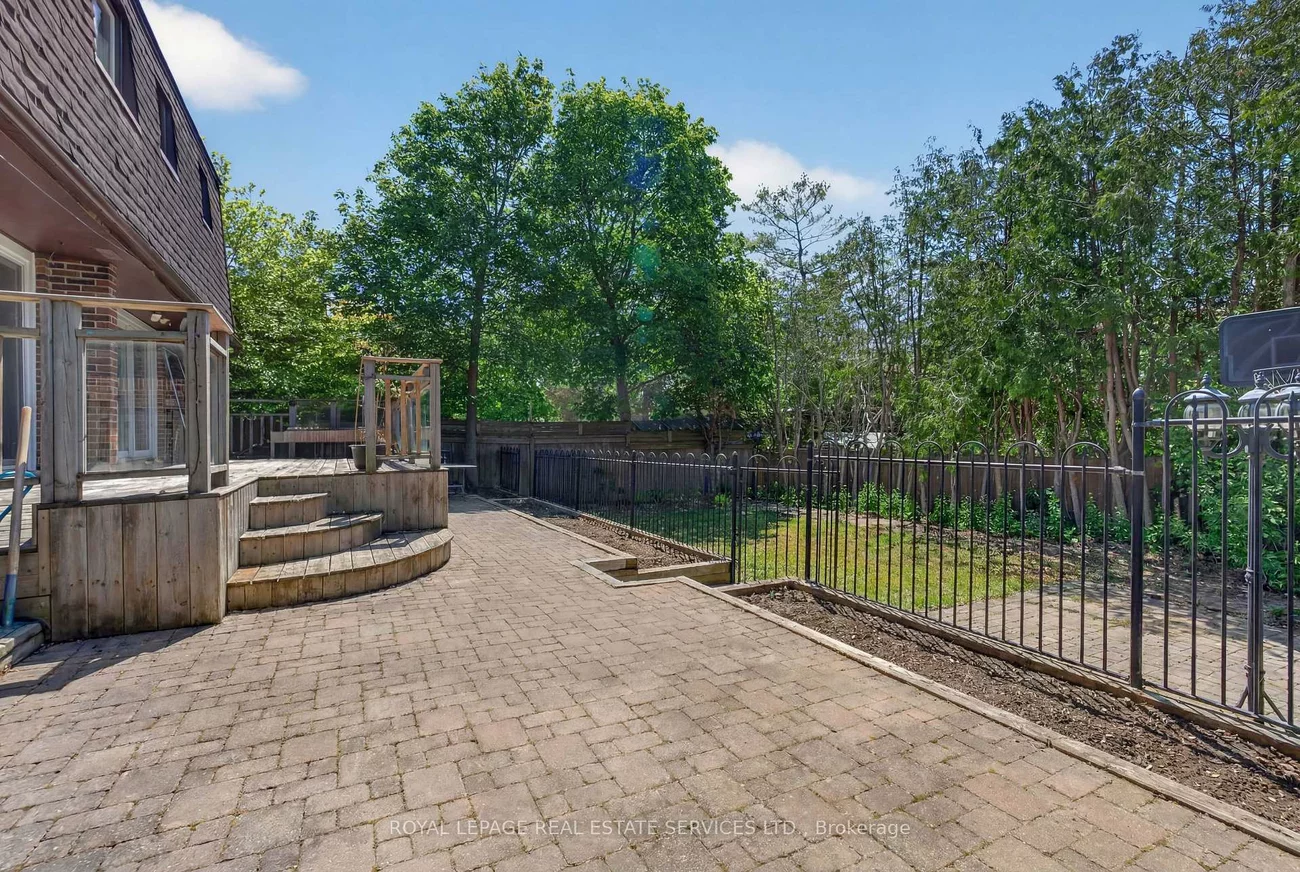 28, Wootten, Markham Village, Markham