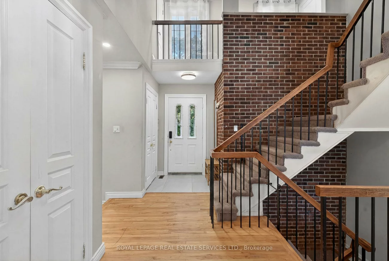 28, Wootten, Markham Village, Markham
