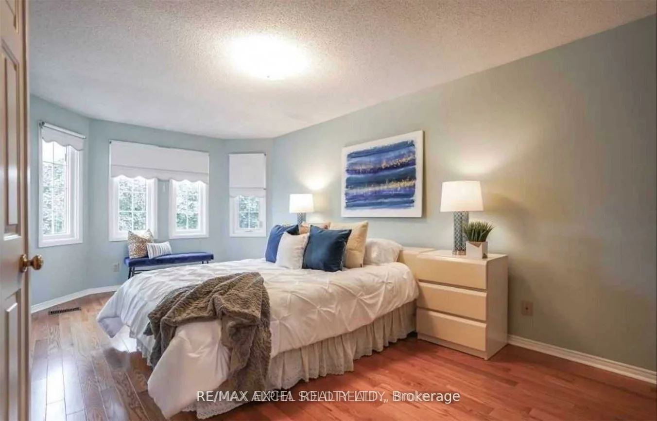59, Dewberry, Middlefield, Markham