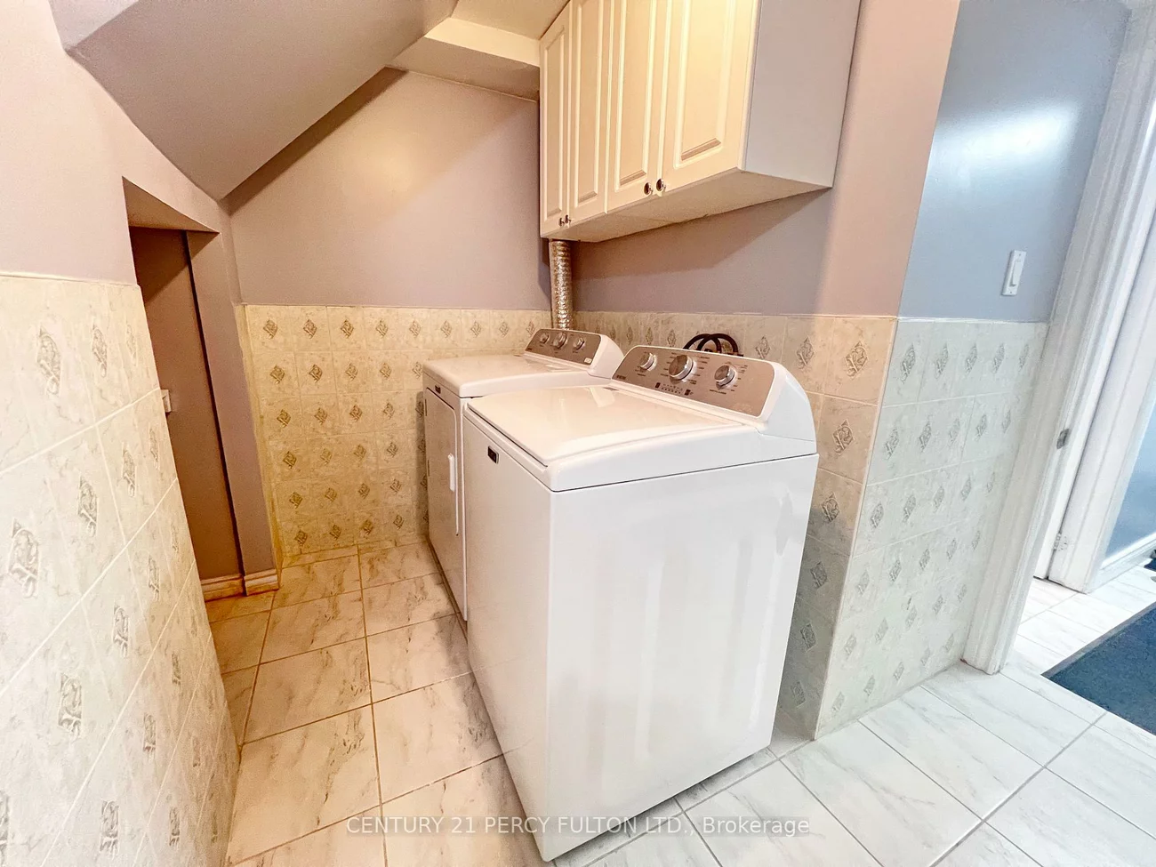 98, Elson, Middlefield, Markham
