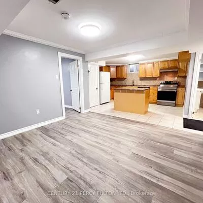 98, Elson, Middlefield, Markham